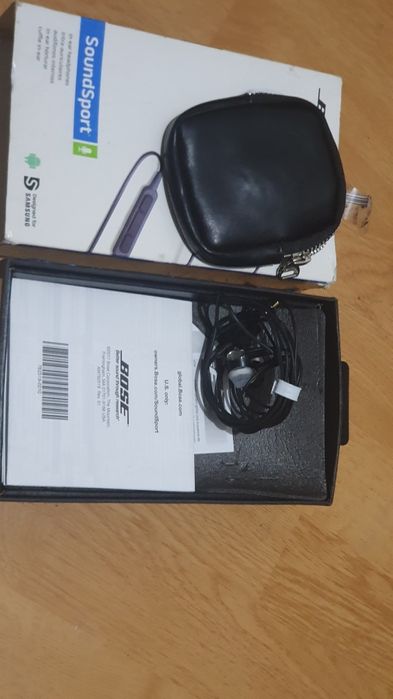 Căsti Bose Sport originale.