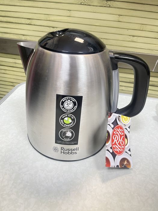 Електрическа кана Russell Hobbs Victory