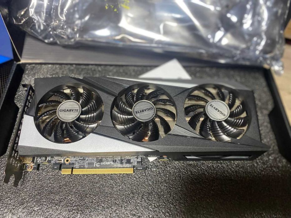 Видеокарта RTX 3060ti Gigabyte