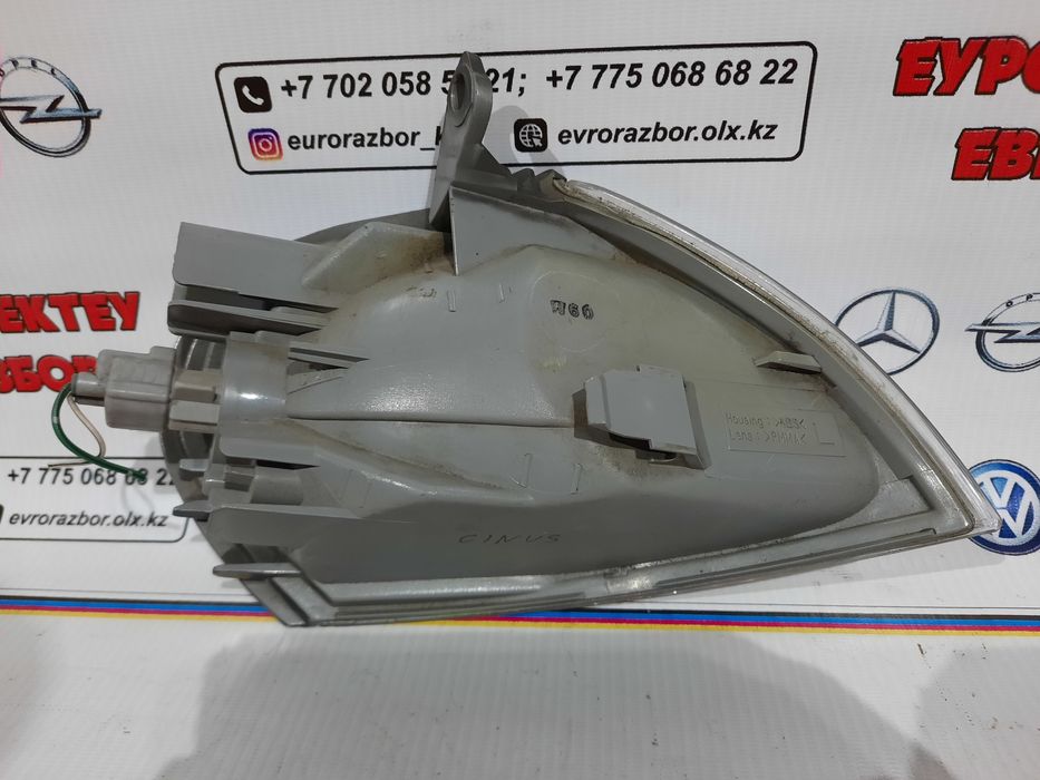 Поворотник на Тойоту Cinus