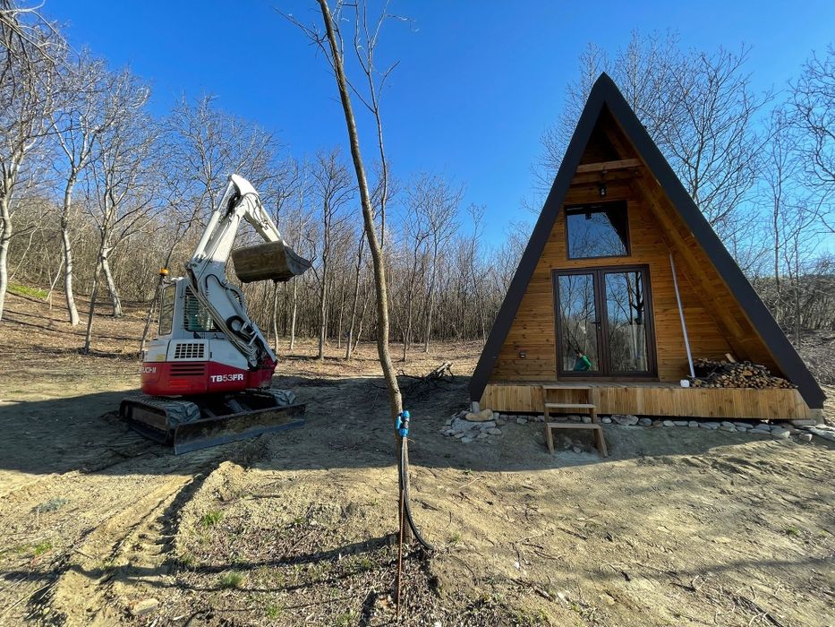 Închiriez miniexcavator bobcat excavator sapatura șanțuri fundatie