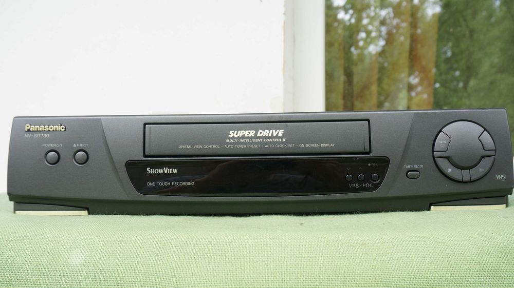 Video recorder VHS Panasonic model NV-SD230