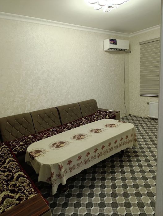 Беруний метро ёнида 2 хонали квартира