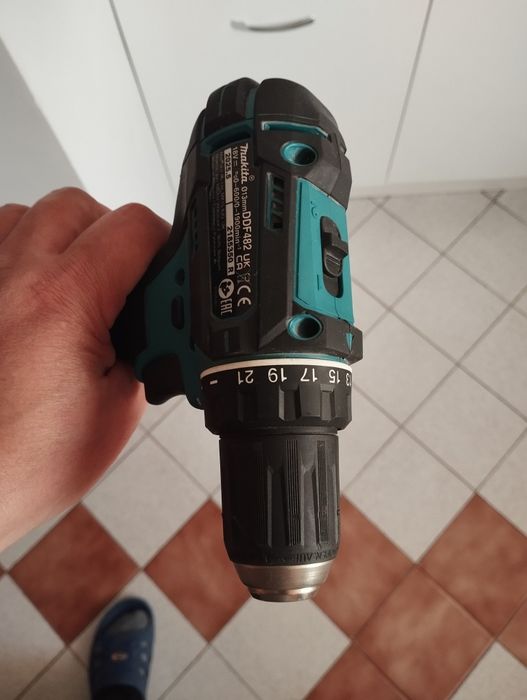 Почти нов винтоверт на макита