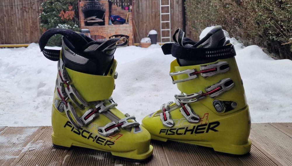 vand clapari Fischer marimea36 si schiuri Salomon in stare buna