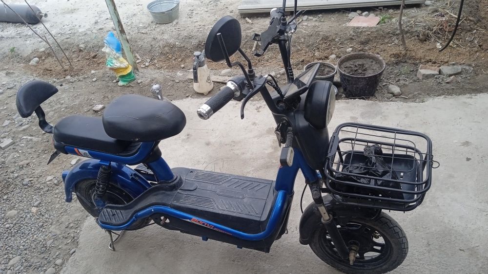 Восход ва скутер холати Зур келишилган нархда сотилади