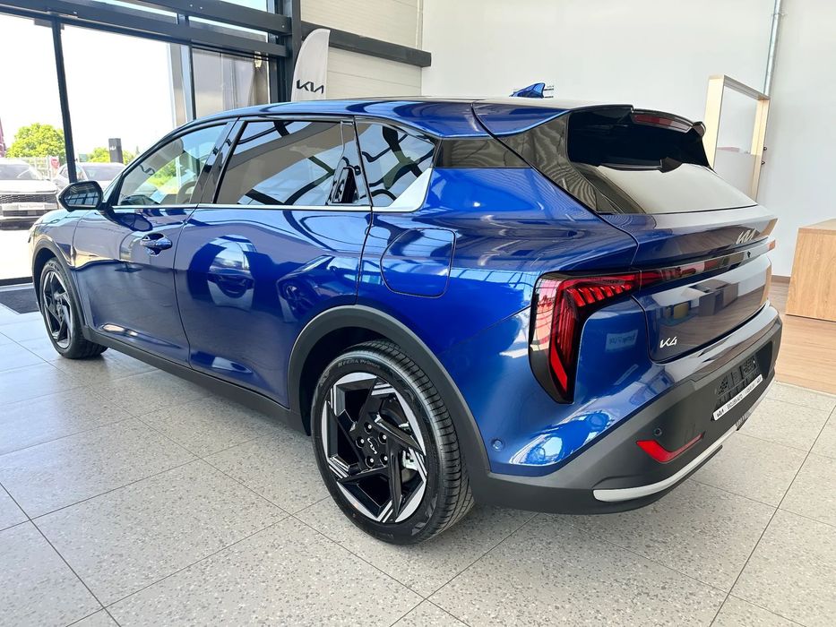 Kia K4