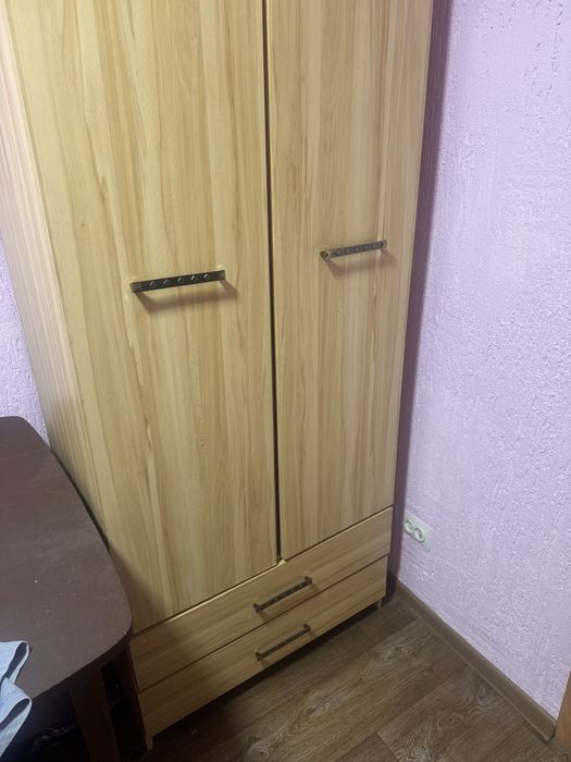 Продам плательный шкаф