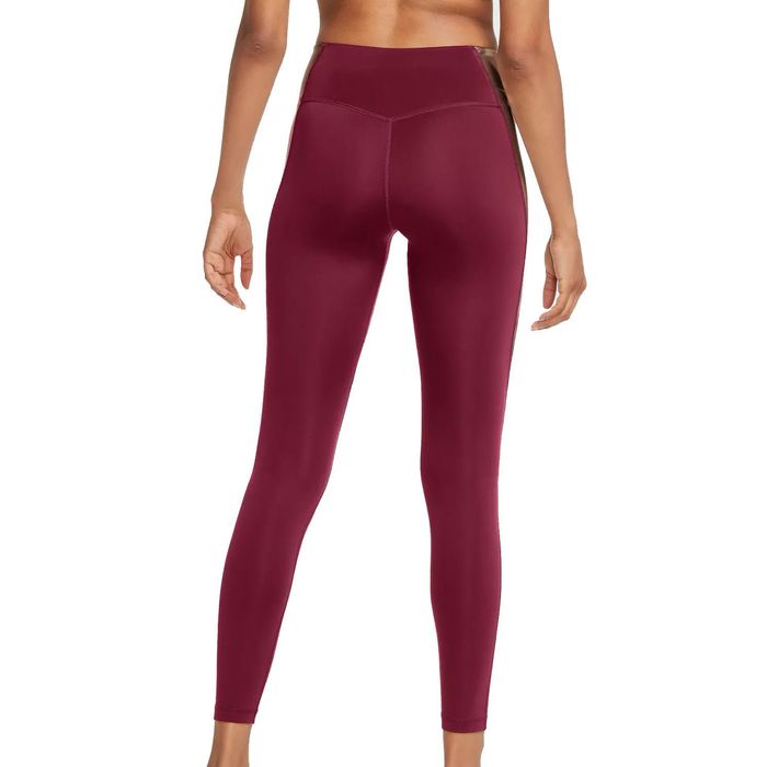 НОВ Оригинален дамски спортен клин Nike XS РАЗМЕР