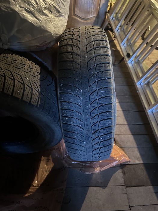 Продам Резину Triangle