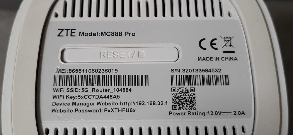Router wireless ZTE MC888 Pro 5G, Wi-Fi 6, 5400 Mbps, alb liber de retea