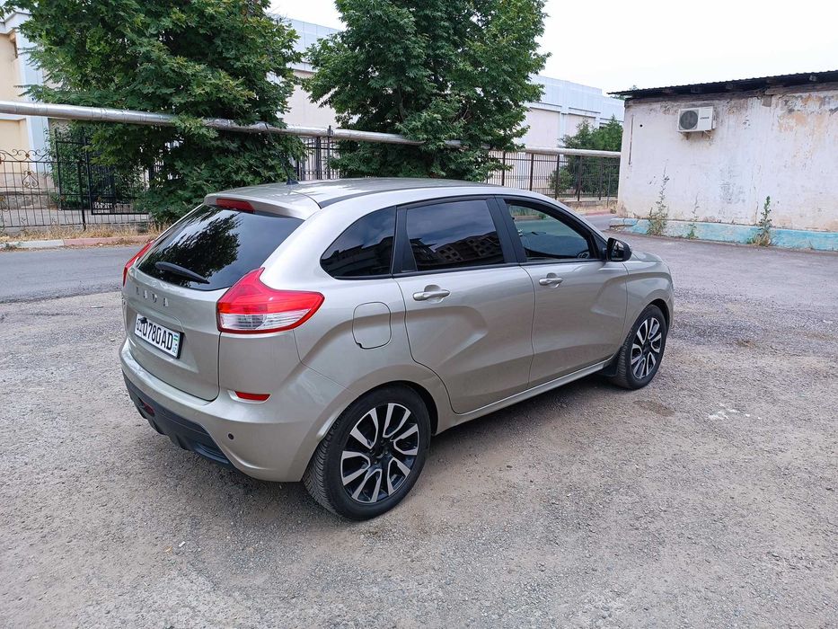 Обмен Lada Xray 2018 года автомат коробка (робот) на метане