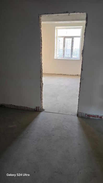 Янги курилган домда квартира сотилади