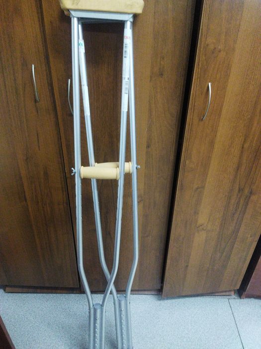 Костыли новые 6000