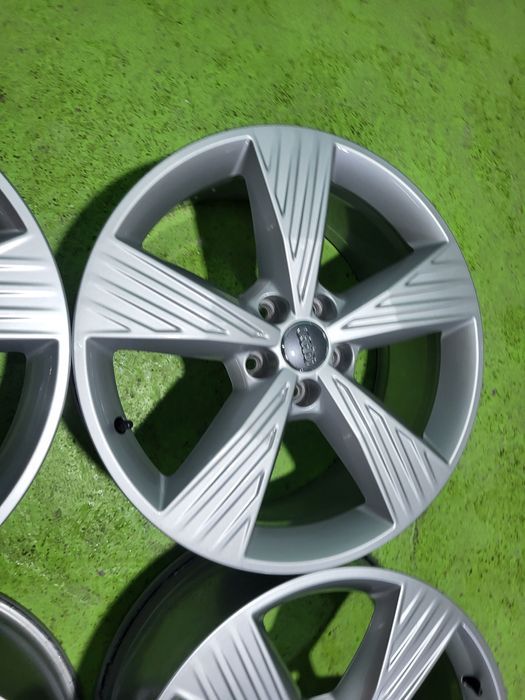 19 5x112 Audi Q4 A3 Лети джанти 5х112 Vw