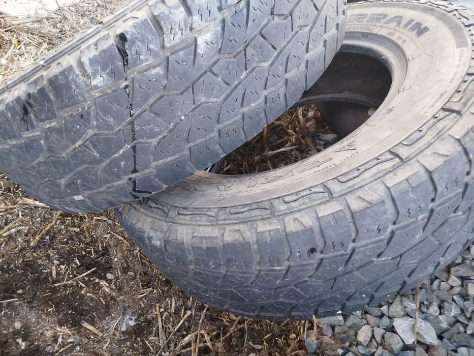 Шины  235/70/16 летние