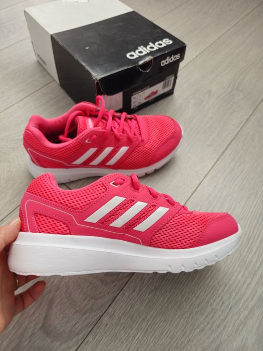 Розови дамски маратонки адидас/ adidas размер 36 2/3