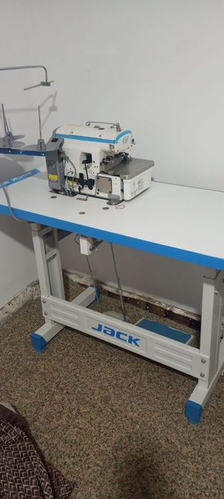 JACK tikuv mashinalari