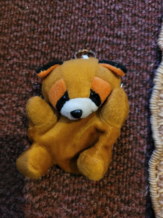 Огромна Колекция от ключодържатели.