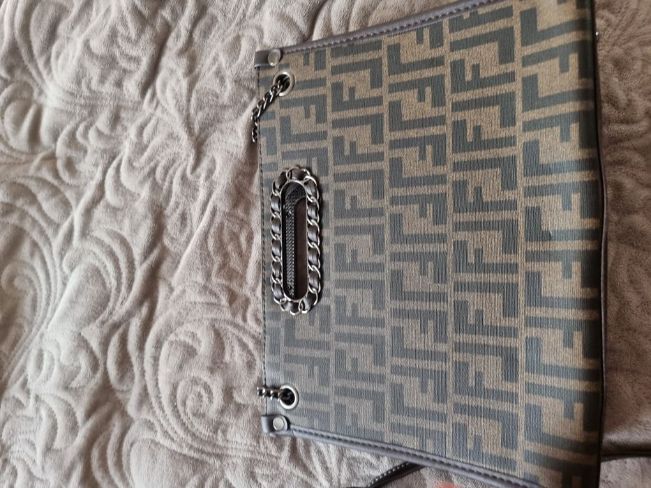 Продам женские сумки