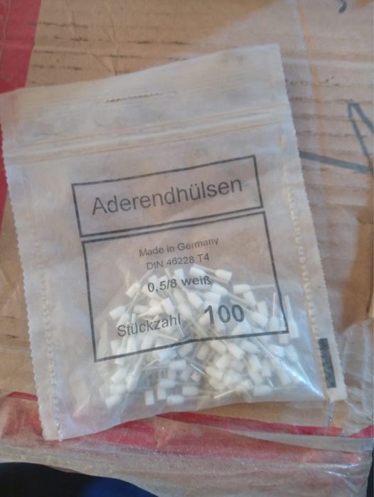 Продаю запчасти прочие старые металы