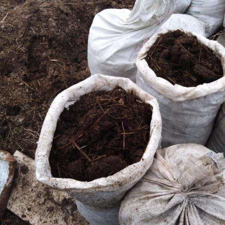 Перегной навоз мешками , машинами