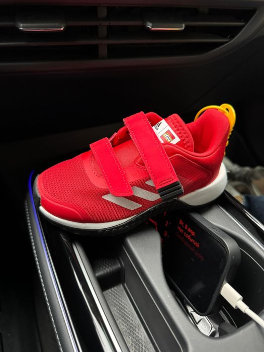 Детские кроссовки adidas