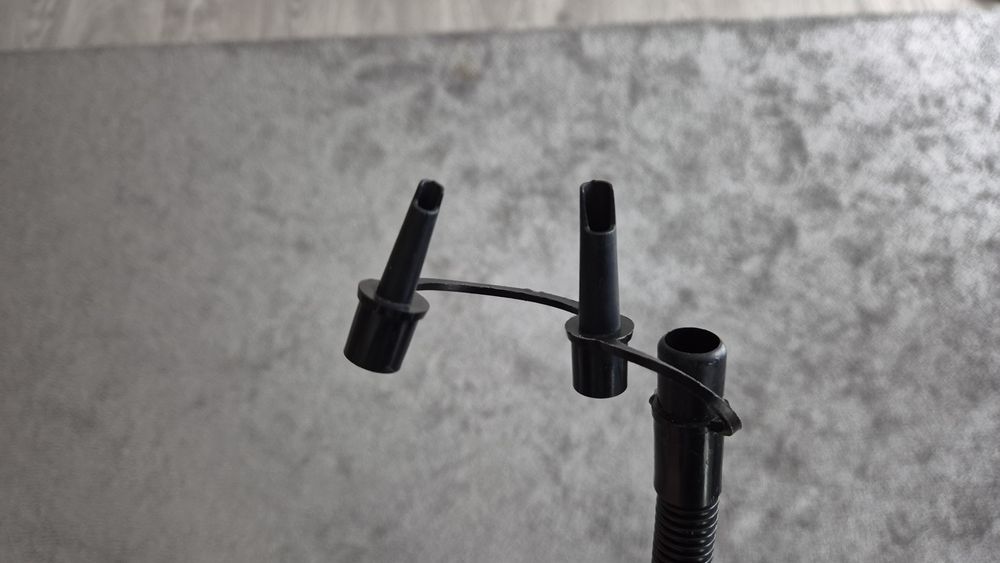 Pompă de picior pentru unflat