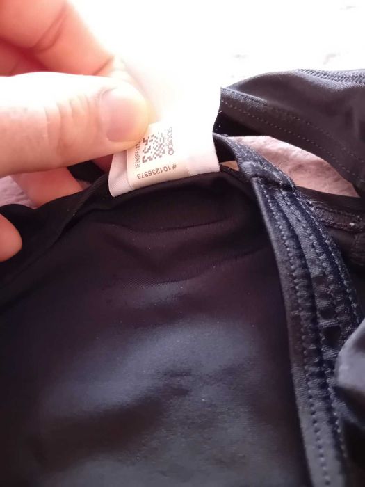 Чисто нов оригинален дамски бански Adidas