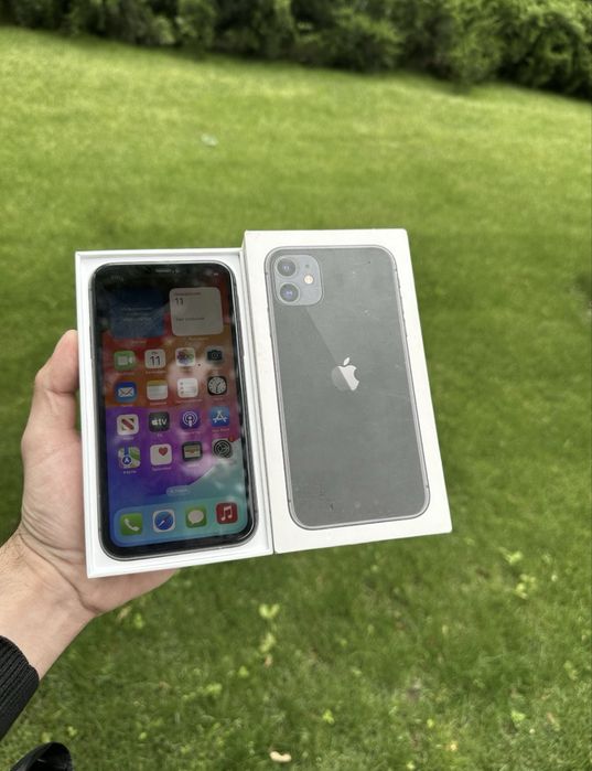 Продам IPhone 11 в идеальном состоянии