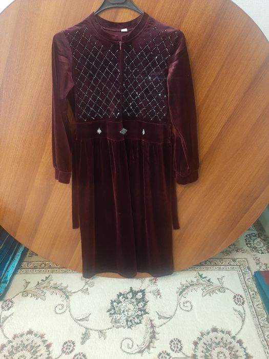 Платье велюровое