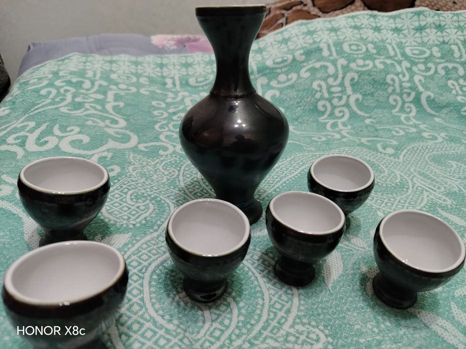 Срочно Рюмки и чайник