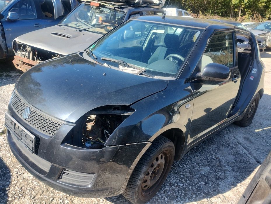 Suzuki swift 1.3 4wD и 2wD