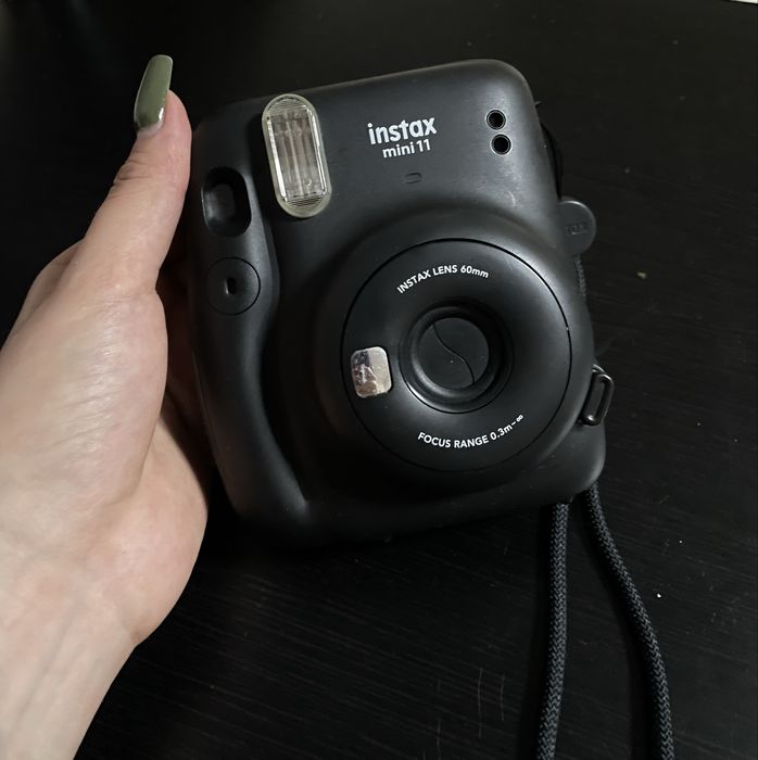 Instax Mini 11.
