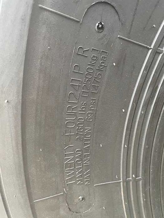 23.5-25 Cauciucuri noi INDUSTRIALE cu 24Pliuri livrare rapida