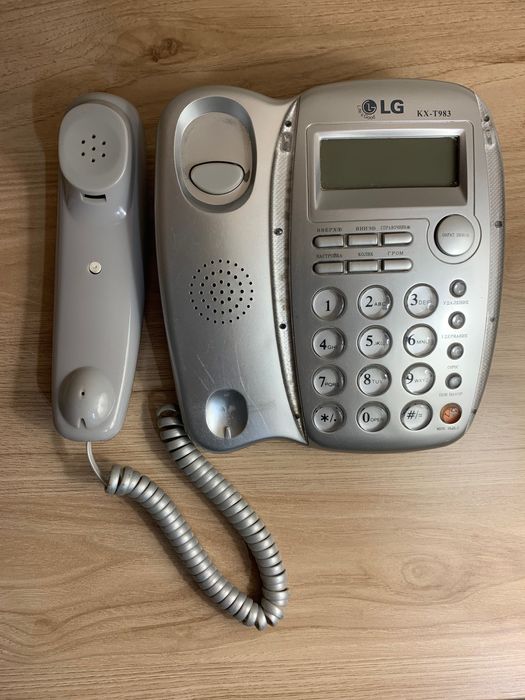 Телефон домашний LG