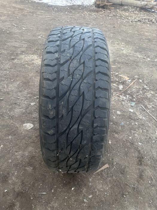 Продам  шины brigestone 265/60/18 в отличном состояний торг