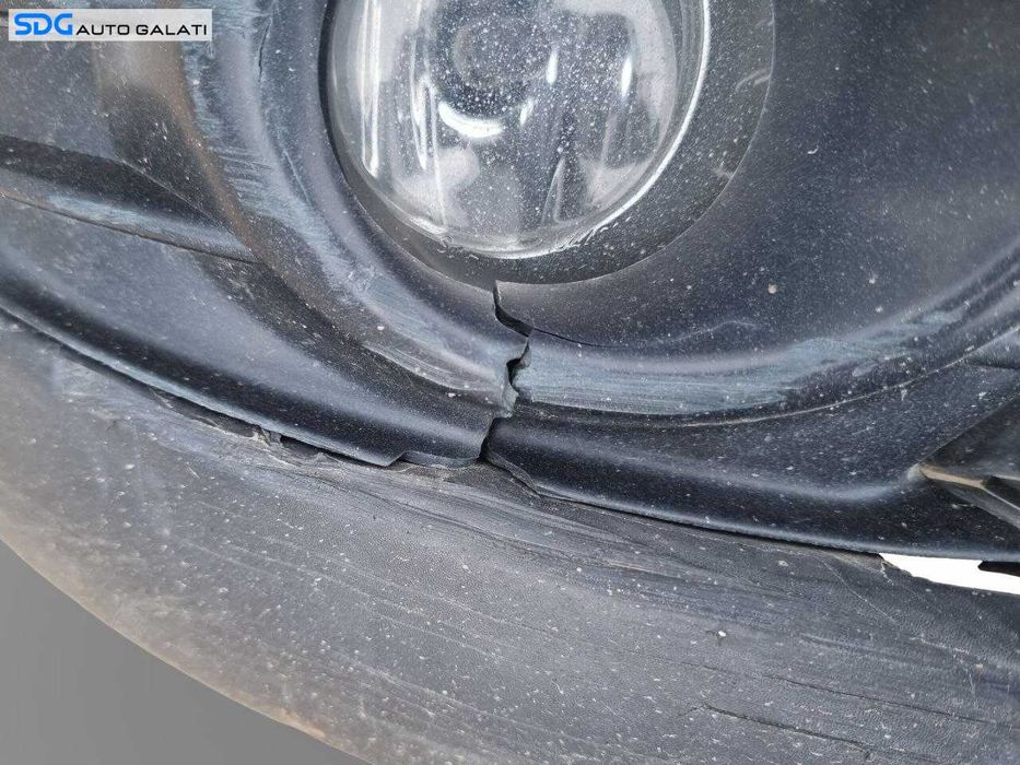 Bara Spoiler Fata cu Grila Emblema Citroen C4 2004 - 2010 [LC4296]