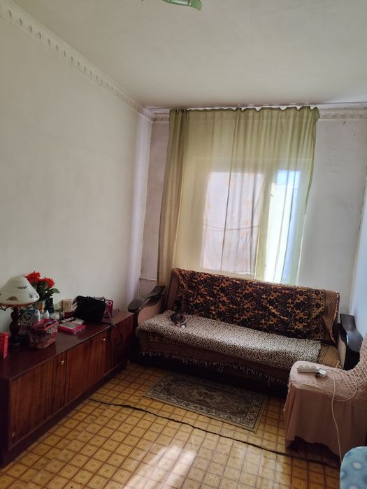 Продается 5 комнатная квартира