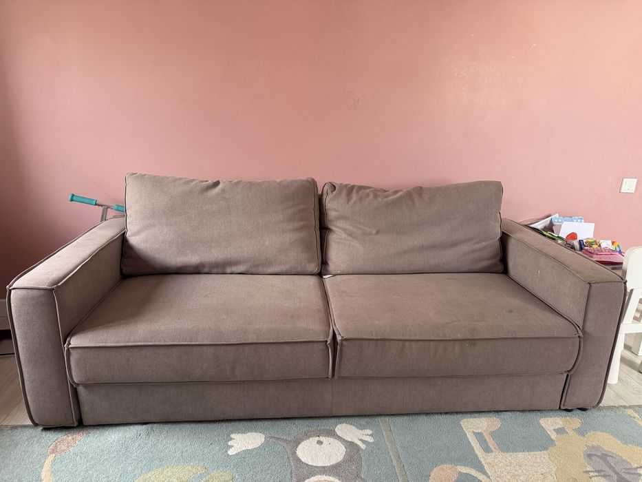 Продам Диван коричневог цвета , б/у , самовывоз