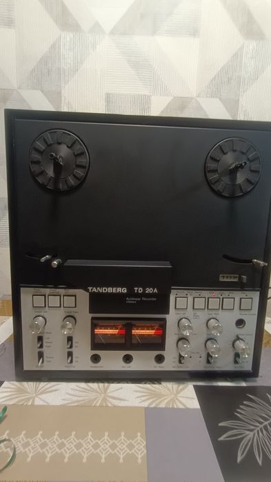 Tandberg TD20 3 capete 4 motoare role mari magnetofon