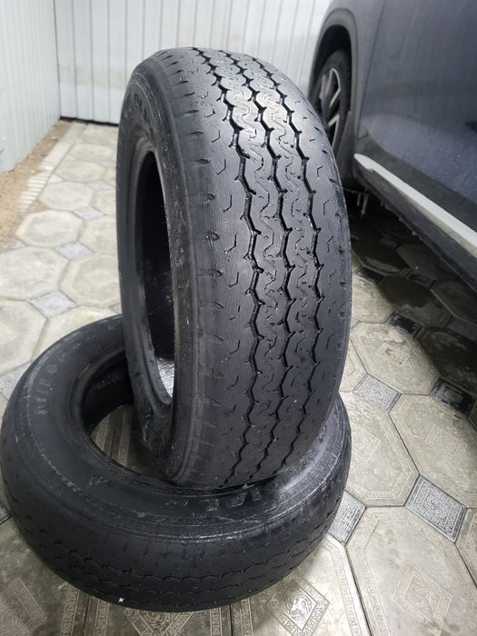 Продам  шины сешка в паре 195/70/15 С в хорошом состояние.
