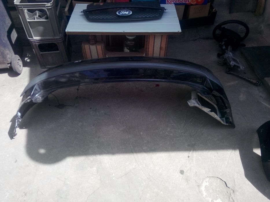 Bara spate Ford Focus 2,hatchback,an 2005/2007,neagra