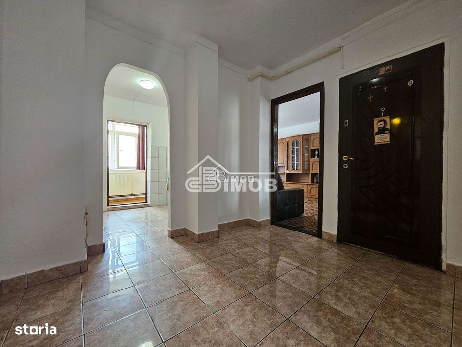 Apartament 3 camere de închiriat | Micro 3