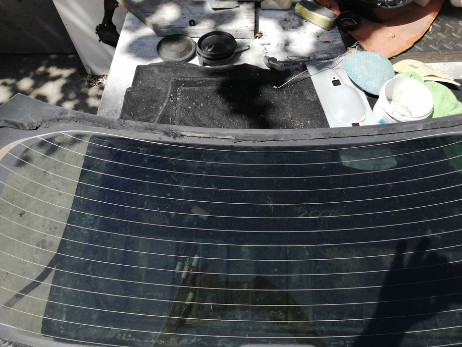 Задно стакло за пета врата за citroen c4 pikaso след 2014 година