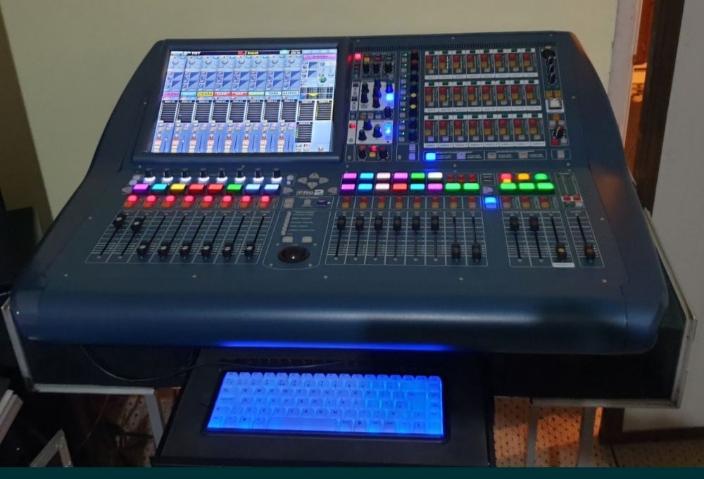 Midas Pro 2C-consolă audio