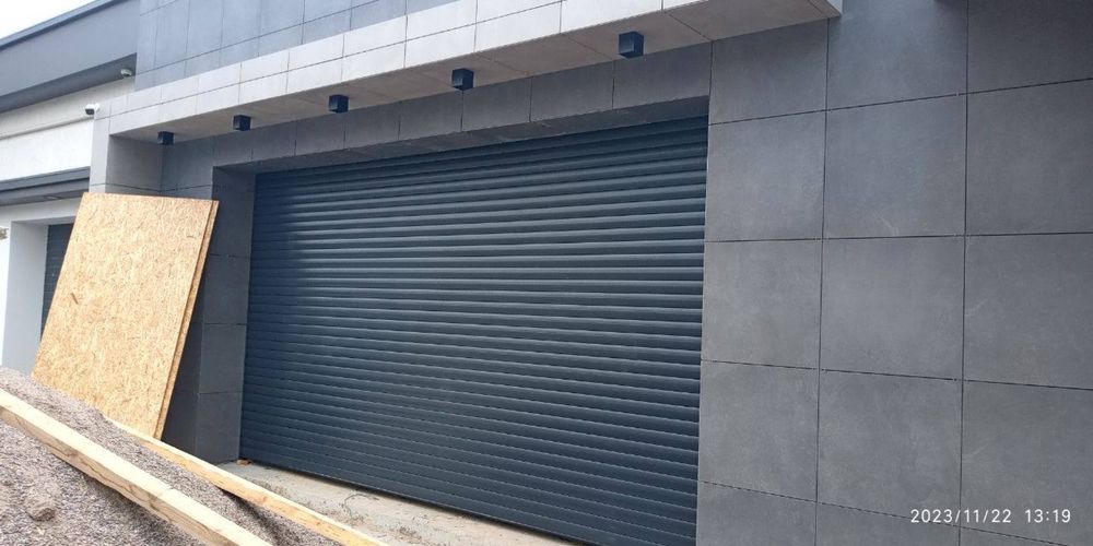 Секционные ворота и рольставни