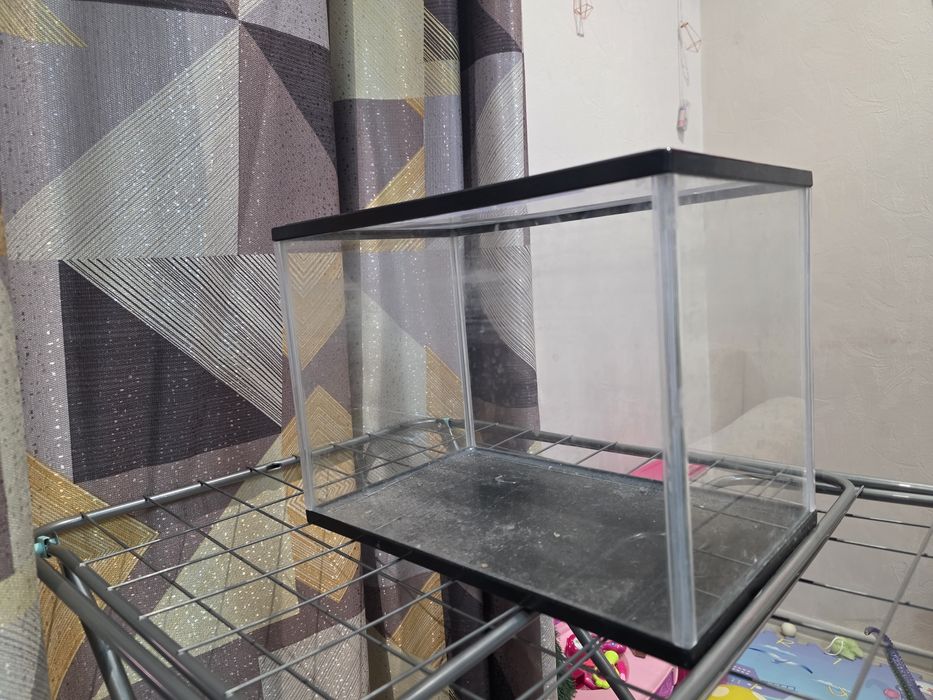 Аквариум для рыбок