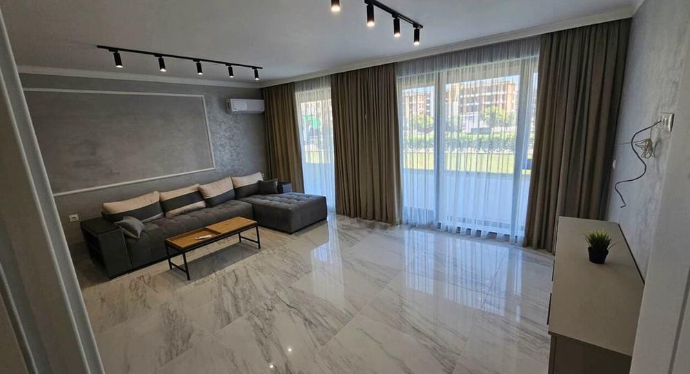 Дава се под наем Двустаен апартамент в Пловдив, Христо Смирненски - 85 кв.м за 750 € - Снимка #2