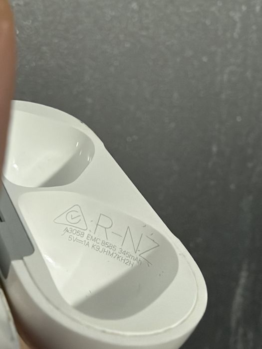 Carcasa airpods 4